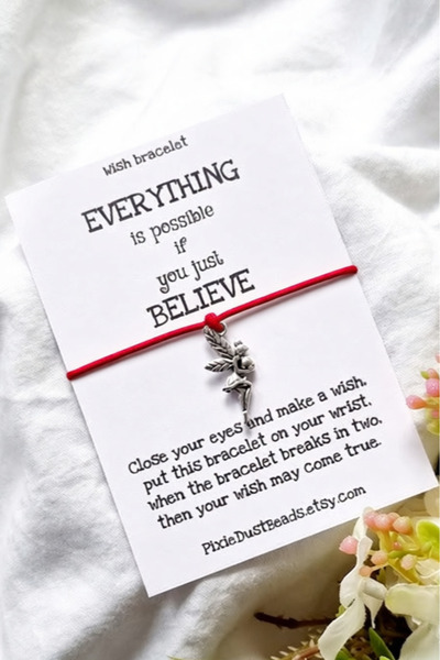 Siyah Kadın Paslanmaz Çelik Peri Objeli Kırmızı Renk Floş İpli Şans Bilekliği