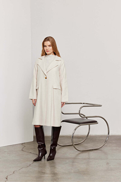 SevdeUgur Krémový dámský kabát s razítkem - kolekce