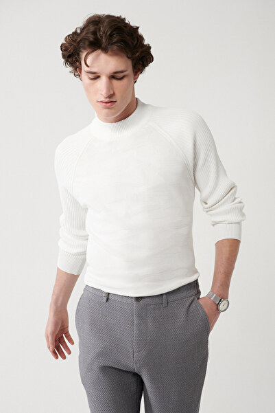 Avva Men's Ecru Crew Neck Camouflage Patterned Rayon Knitwear Sweater A32Y5046