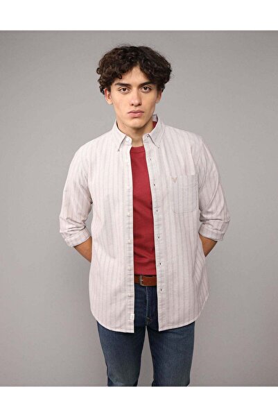 AMERICAN EAGLE قميص AE Oxford بقصّة Slim Fit وبأزرار للاستخدام اليومي