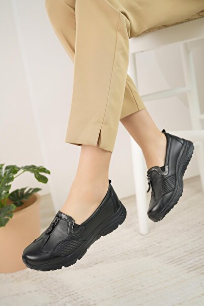 MARİOTTO حذاء كاندي نسائي من الجلد الطبيعي باللون الأسود من ماريوتو 024