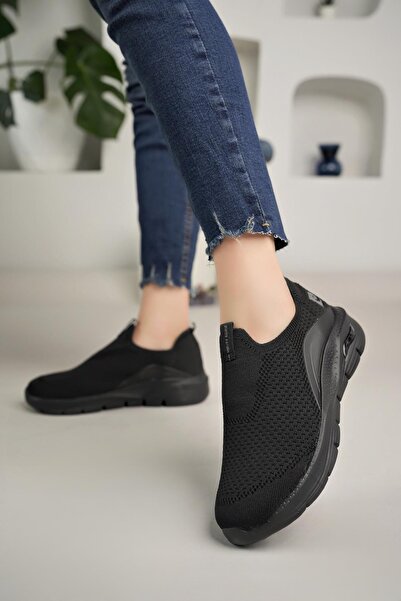 Pierre Cardin 10062 Black Memory Foam Unisex Sneakers