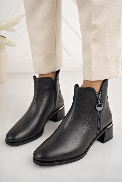 Castle Black 9780-1 Siyah Hakiki Deri Kışlık Kadın Bot