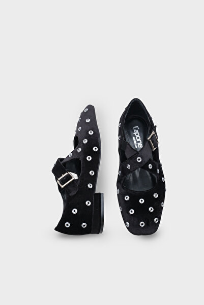 Capone Outfitters Janeta Velvet Blunt Toe Studded Cross Strap Women's Ballerinas