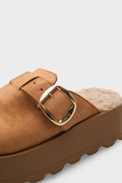 Capone Outfitters Γυναικεία σαμπόνια Leticia με επικάλυψη από γούνα και σουέτ