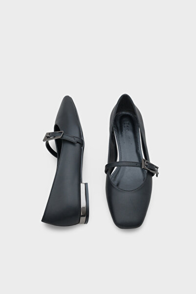 Capone Outfitters Rebbecca Blunt Toe Short Heeled Metal Buckle Women's Ballerinas