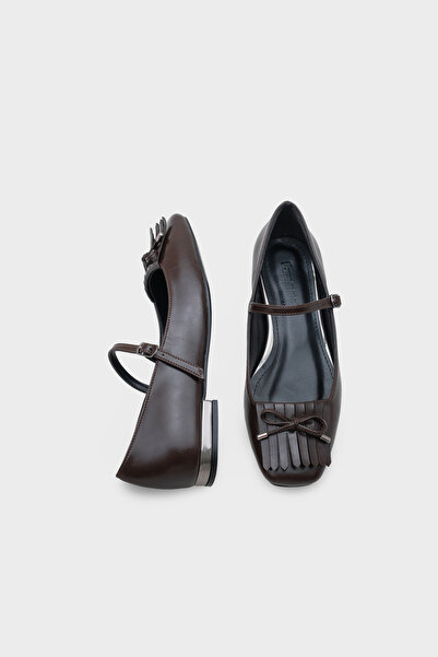 Capone Outfitters Kelsy Blunt Toe Tasseled Short Heeled Women's Ballerinas