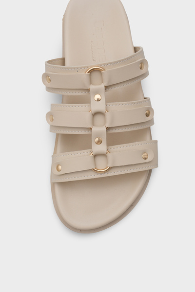 Capone Outfitters Ursula Flat Heel Women's Slippers with Metal Accessories