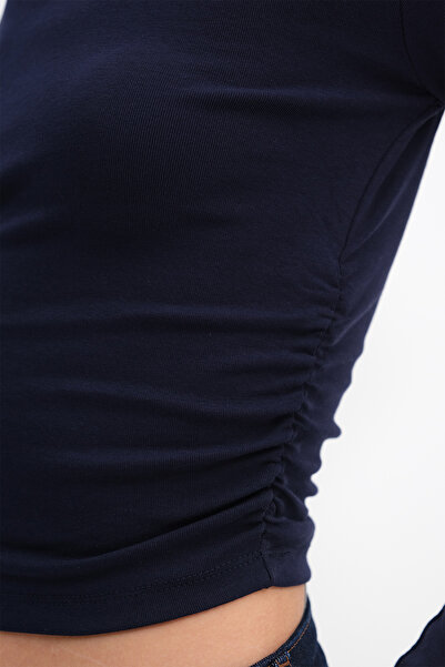 Addax Блузка з збірками по боках Basic B4164-U13