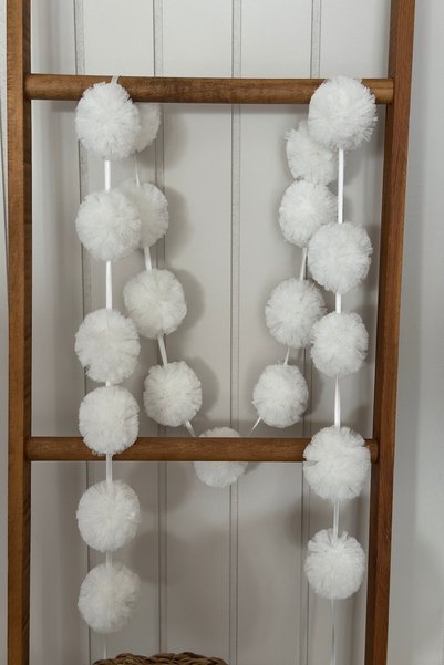Pastelya Cream Row Pompom Mini Pompom