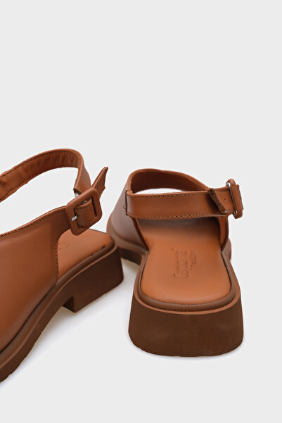 Capone Outfitters Pohodlné dámské sandály na krátkém podpatku z pravé kůže Cora