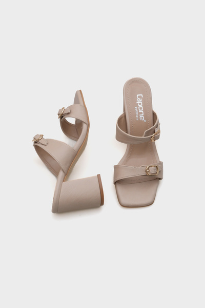 Capone Outfitters Lenora Blunt Toe Medium Heeled Double Strap Women's Slippers