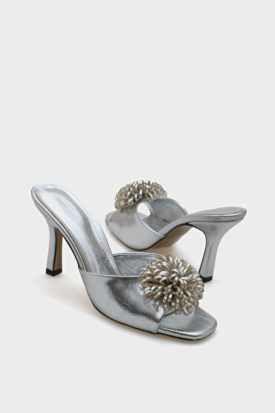Capone Outfitters Květinové metalické dámské pantofle Lory na středním podpatku