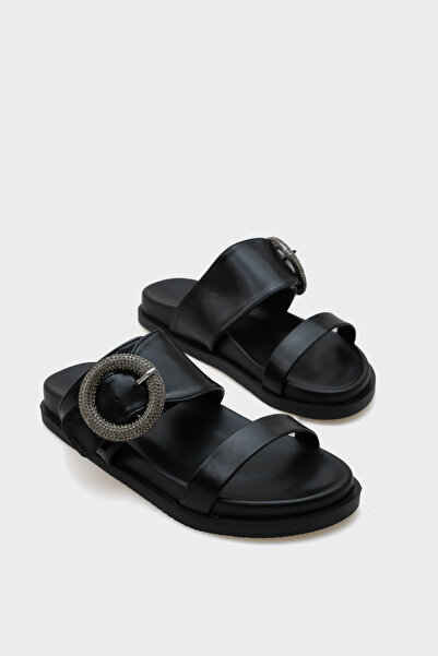 Capone Outfitters Mary Stone Buckle Women's Comfort Slippers