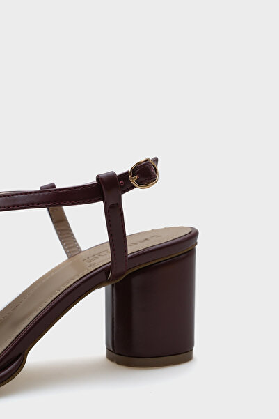 Capone Outfitters Morna Mid Heeled Blunt Toe Floral Women's Sandals