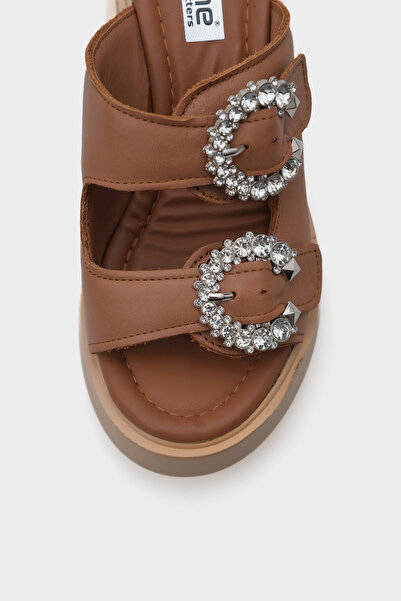 Capone Outfitters Γυναικείες παντόφλες Comfort από γνήσιο δέρμα με σφήνα τακούνια και πέτρα με διπλό λουράκι