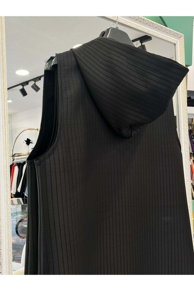 MERAM BUTİK Nurgün Quilted Vest - Black - 50