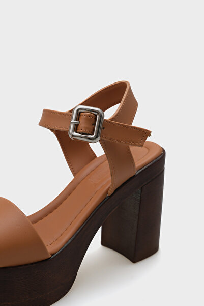 Capone Outfitters Dolores Platform Single Strap Women's Sandals