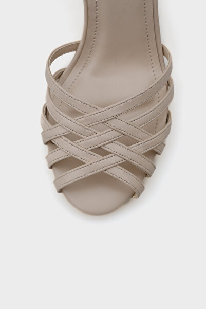 Capone Outfitters Corri Heeled Cage Braided Ankle Strap Women's Sandals