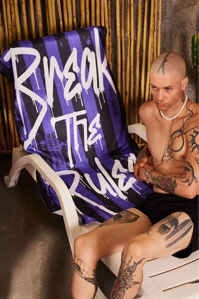 Plus Eighteen 140X75Cm Break the Rules Beach Towel