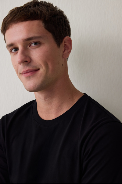 Penti Antracit férfi utcai ruházat, túlméretezett, kényelmes szabású, hosszú ujjú pizsama szett