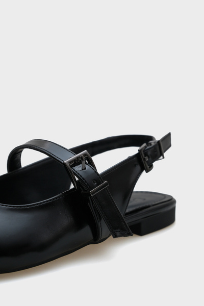 Capone Outfitters Dámské baleríny s otevřenou přezkou s proužkovanou špičkou