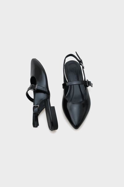 Capone Outfitters Dámské baleríny s otevřenou přezkou s proužkovanou špičkou