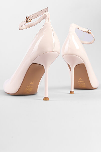 Capone Outfitters High Heeled Round Toe Women's Shoes - Ankle Strap