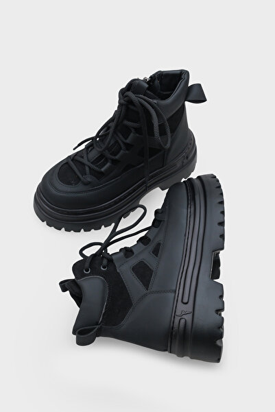 Capone Outfitters Γυναικείες αθλητικές μπότες Rosalia Lace-up Trak Sole