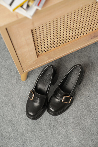 Capone Outfitters Dámske topánky Rowena s vysokým podpätkom a prackou Loafer