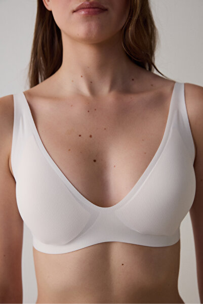 Penti Bezešvá podprsenka Ecru Fit bez kostic s odnímatelnými vycpávkami