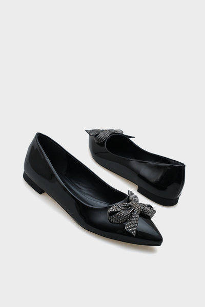 Capone Outfitters Dámské baleríny se špičatou špičkou, mašlí a kamenem