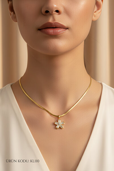 Çelik Çiçek Figürlü Taş Detaylı Altın Renk Kolye