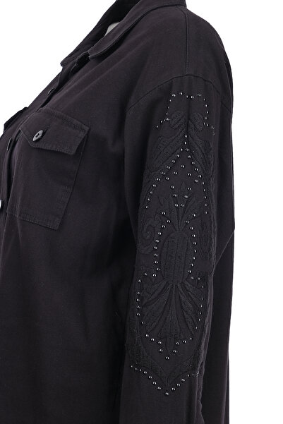 Gala-Xi Plus Size Embroidered Button Detail