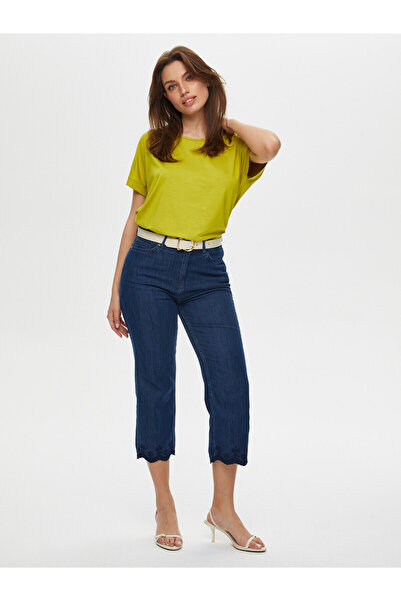 Faik Sönmez Nakış Detaylı Midi Boy Kot Şort - Günlük Kombinler İçin