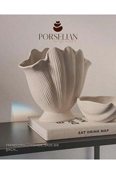 Porselian Ekru Renk İstiridye Formlu Dekoratif Porselen Vazo 30 cm | Şık El Yapımı Salon Dekoru
