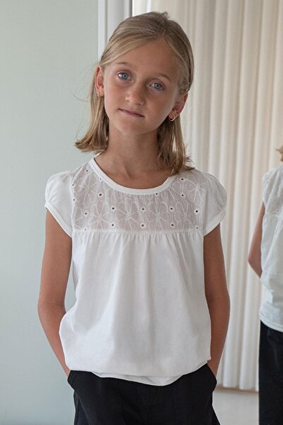 Breeze Дівчача футболка з вишивкою квітів, 4-8 років, екрю