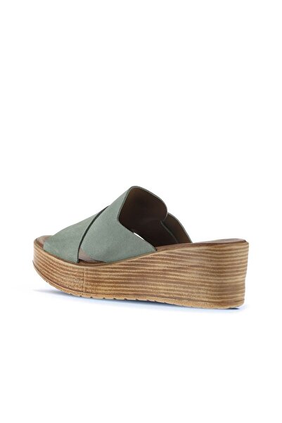 Bueno Shoes Yeşil Açık Alf Süet Kadın Dolgu Topuklu Terlik 01wa4703