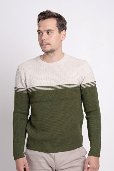 F&K Ανδρικό πλεκτό πουλόβερ με λαιμόκοψη σε πράσινο χρώμα