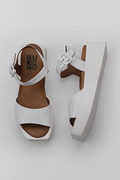Bueno Shoes Λευκά Δερμάτινα Γυναικεία Flat Σανδάλια 01wy5900