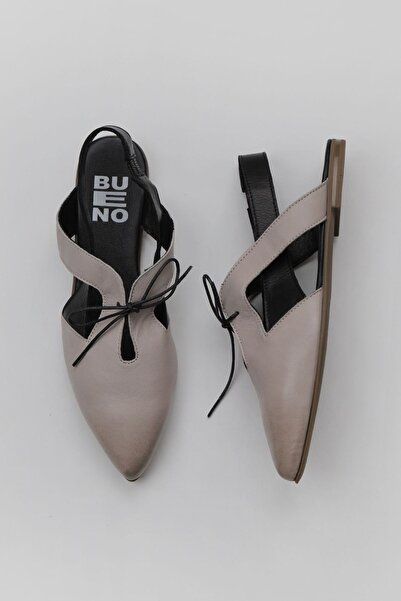 Bueno Shoes Gri Siyah Deri Kadın Düz Sandalet 01wy1803
