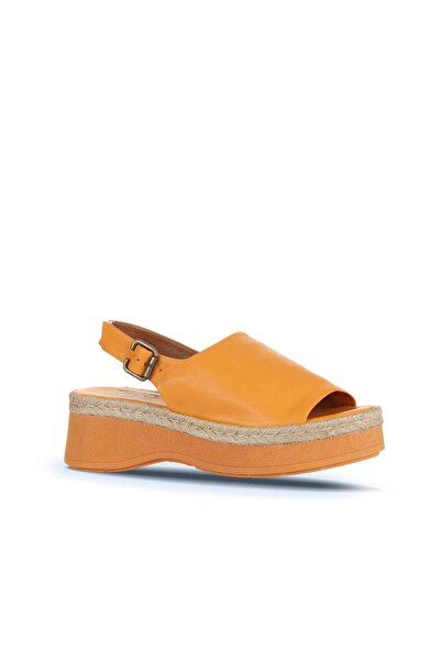 Bueno Shoes Orange Light Leather Women's Flat Sandals 01Wy8208