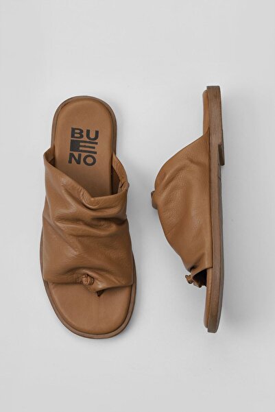 Bueno Shoes Tan Δερμάτινες Γυναικείες Παντόφλες - Σαγιονάρες, Μοντέλο 01wy2003