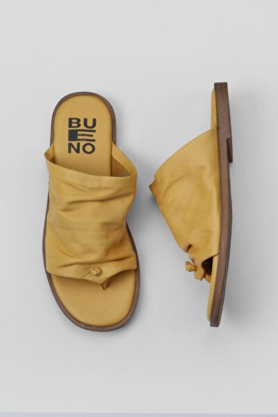 Bueno Shoes Γυναικείες δερμάτινες σαγιονάρες - κίτρινο 01wy2003