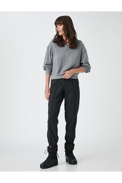 Koton X Şahika Ercümen – Sweatshirt mit halbem Reißverschluss und Stehkragen