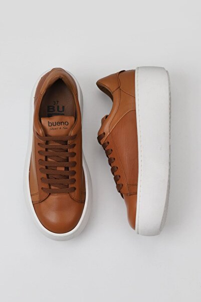 Bueno Shoes Tan and White Δερμάτινα Γυναικεία Sneakers - 01wv5507