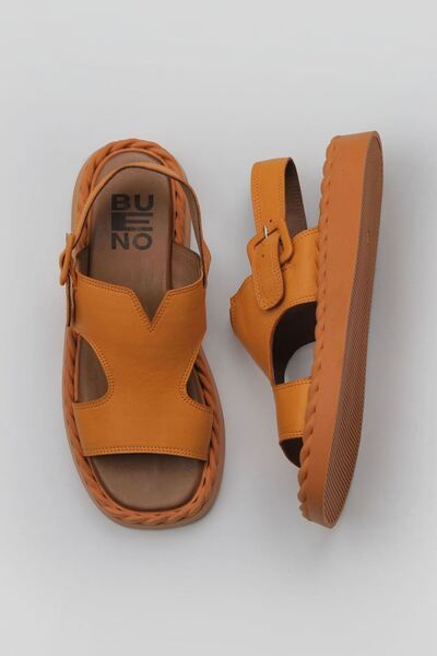 Bueno Shoes Sandale de damă din piele portocalie - model plat 01wy9104