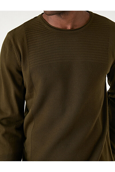 Koton Pullover mit geprägtem Muster und Rundhalsausschnitt