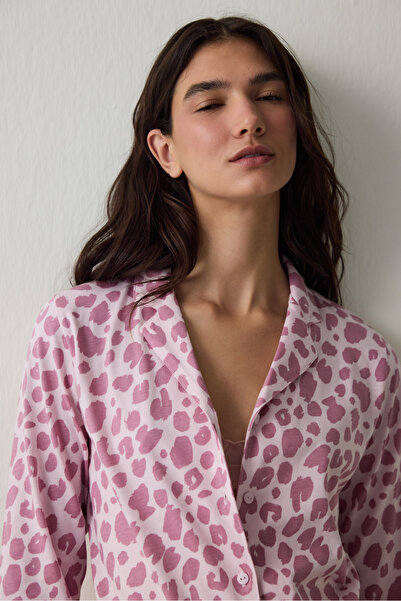 Penti Rosa Pyjama-Set aus Baumwolle mit Leopardenmuster, langen Ärmeln und geknöpftem Hemdkragen