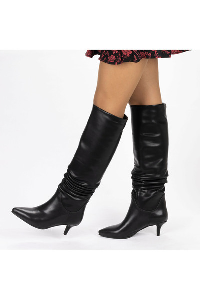 MixBrand حذاء نسائي طويل بكعب مريح قصير 6.5 سم، بمقدمة مدببة وتصميم منتفخ، من...